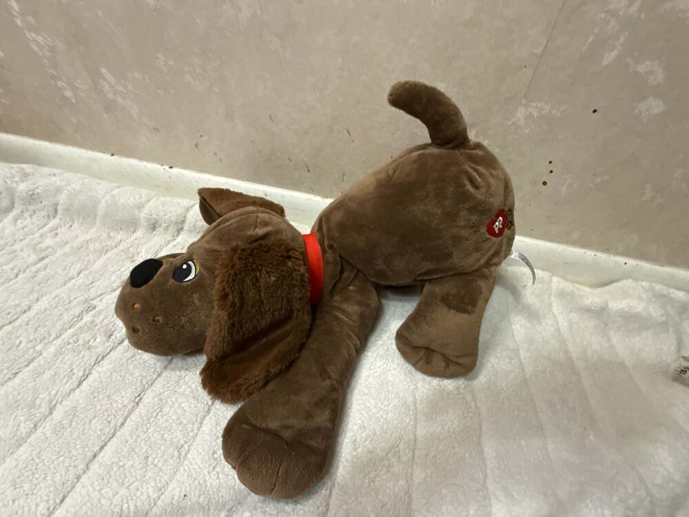 Basic Fun Pound Puppies Classic Brown Stuffed Puppy Plush Toy